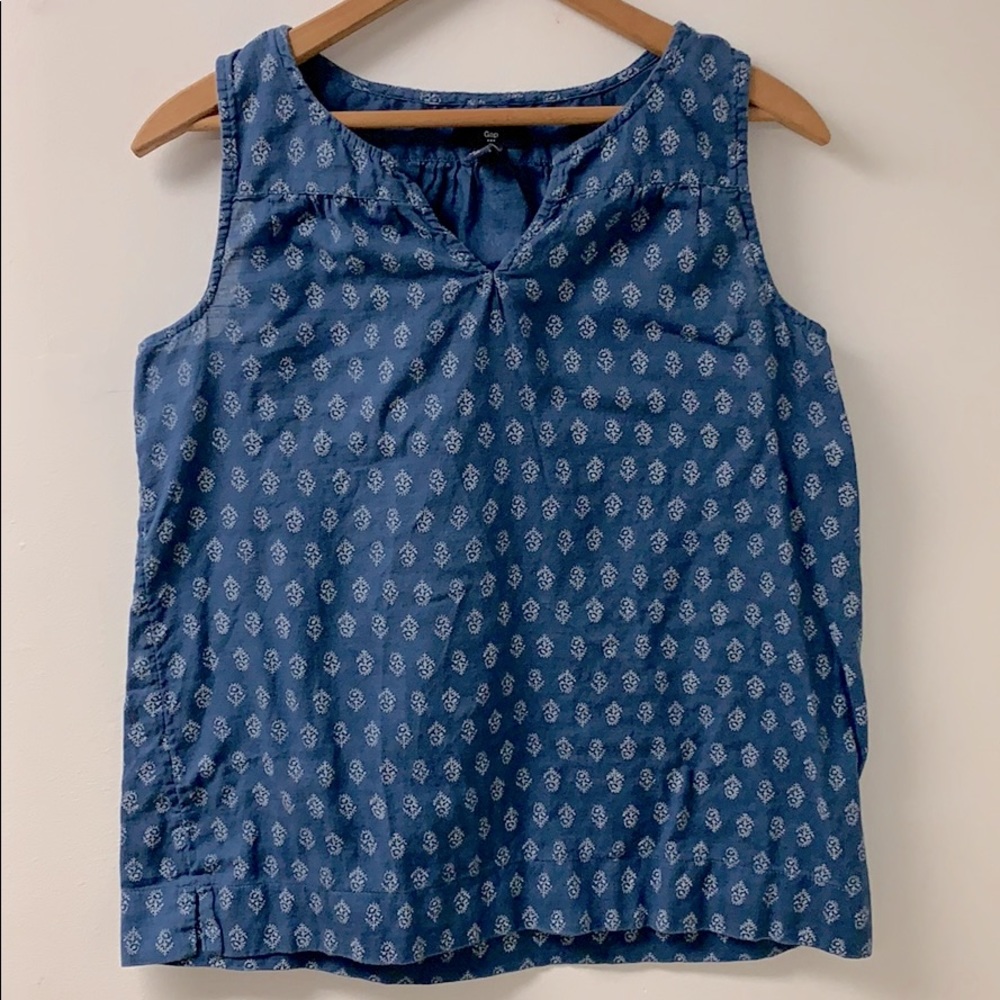GAP Sleeveless Top